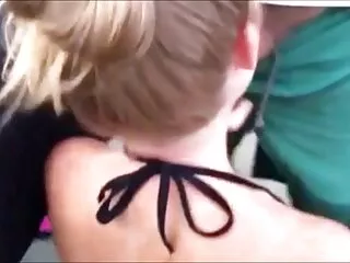 Juggy Black sexe gratuit vierge Whore donne une pipe torride et une branlette espagnole à une bite noire élégante