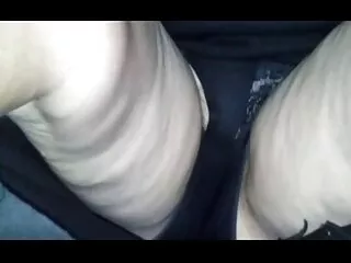 La fille salée film porno fille vierge Sphyncter Cherry suce son papa de sucre